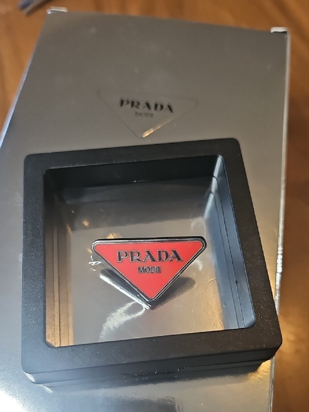Prada Red Triangle Logo Metal Pin Accessory - Picture 4 of 4